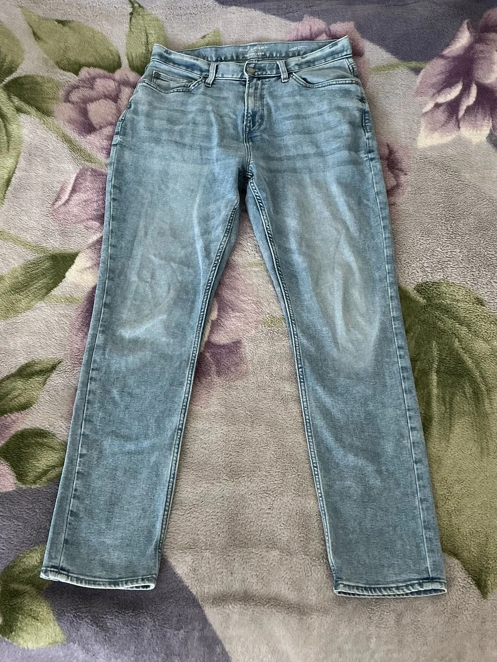Banana Republic Athletic Fit Travel Jean